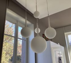 Photo Nordic minimalist chandelier