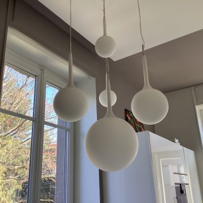 Photo Nordic minimalist chandelier