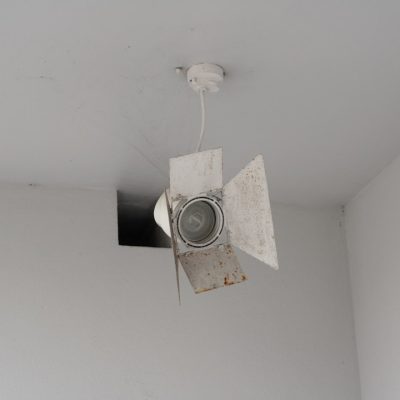 Photo adjustable spotlight